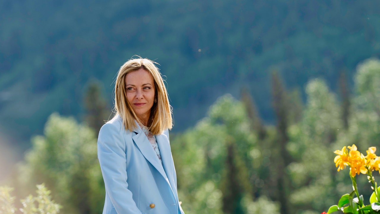 Giorgia Meloni, el dulce ferragosto de la mujer de moda