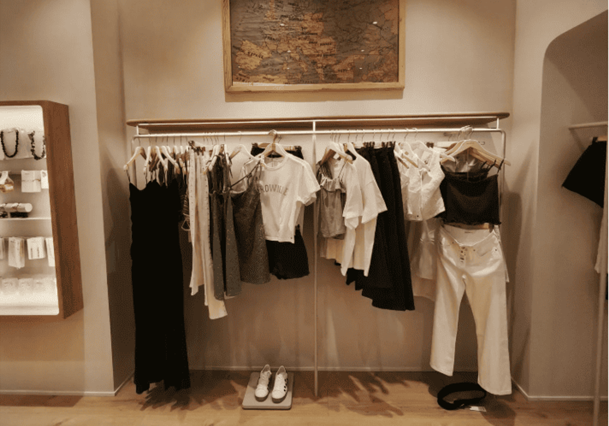 La firma de moda femenina que estrena tienda en el corazón de San Sebastián