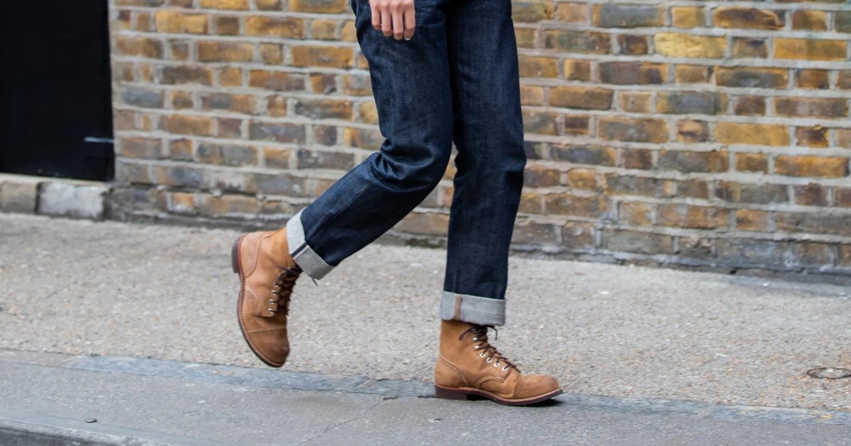 Los zapatos masculinos que pisan fuerte este invierno 2025